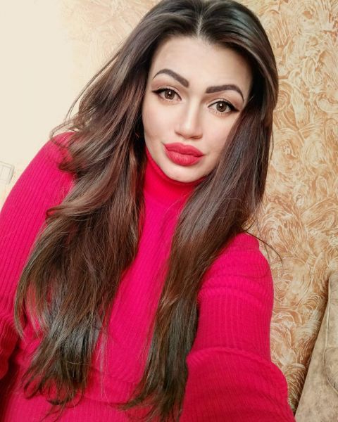 [ru]Яна[/ru][fr]Yana[/fr]