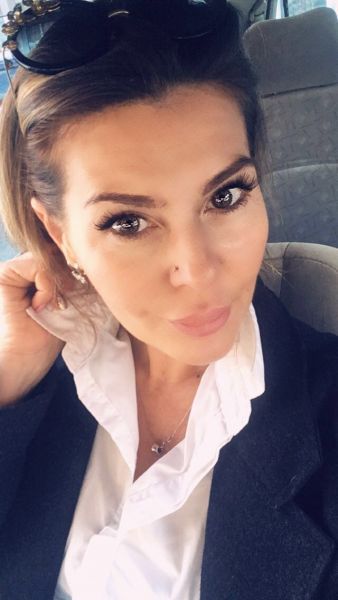 Ella8